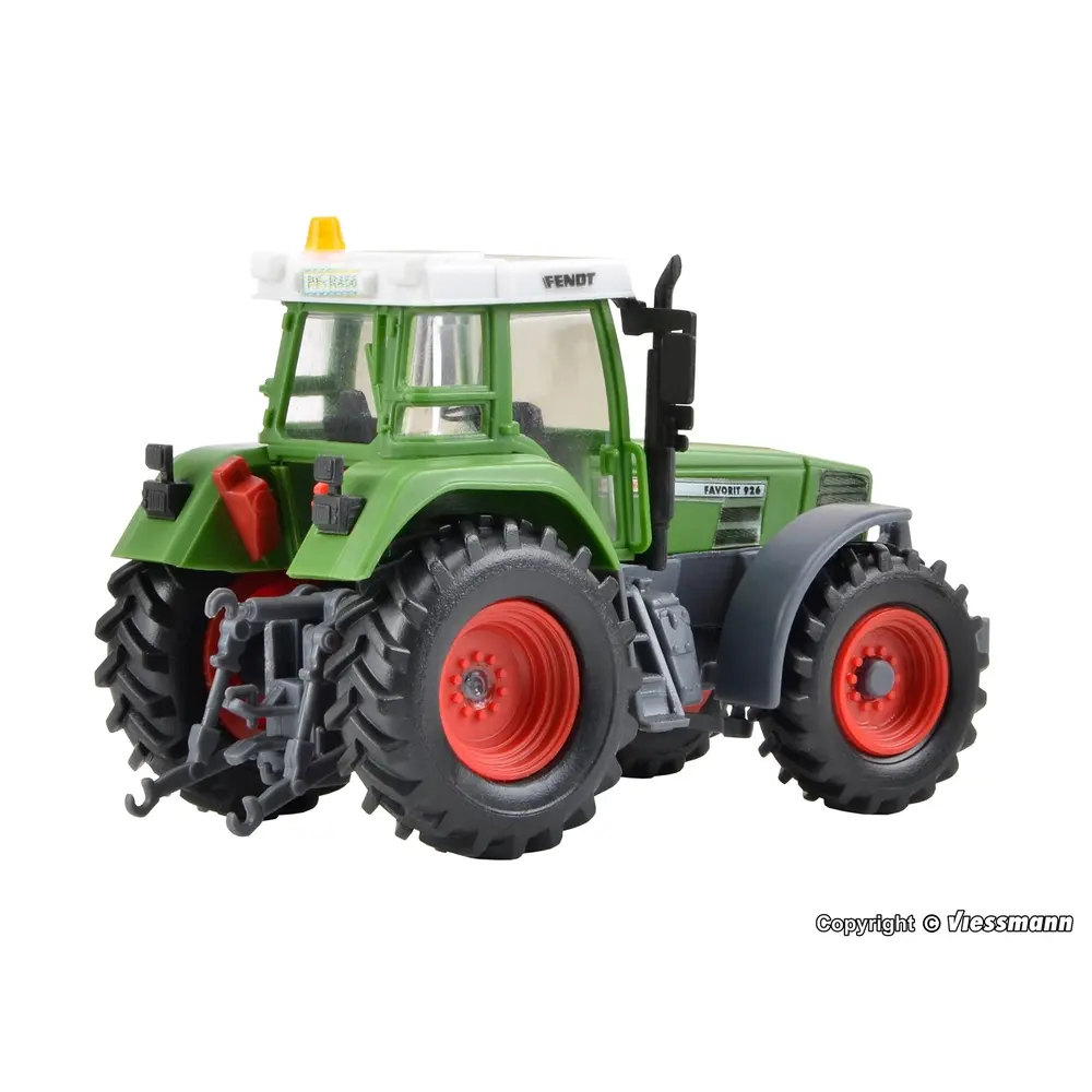 Tracteur Fendt Vario Favorit 926 - 64x30x37mm - Kibri 12265 - HO : 1/87  - 2