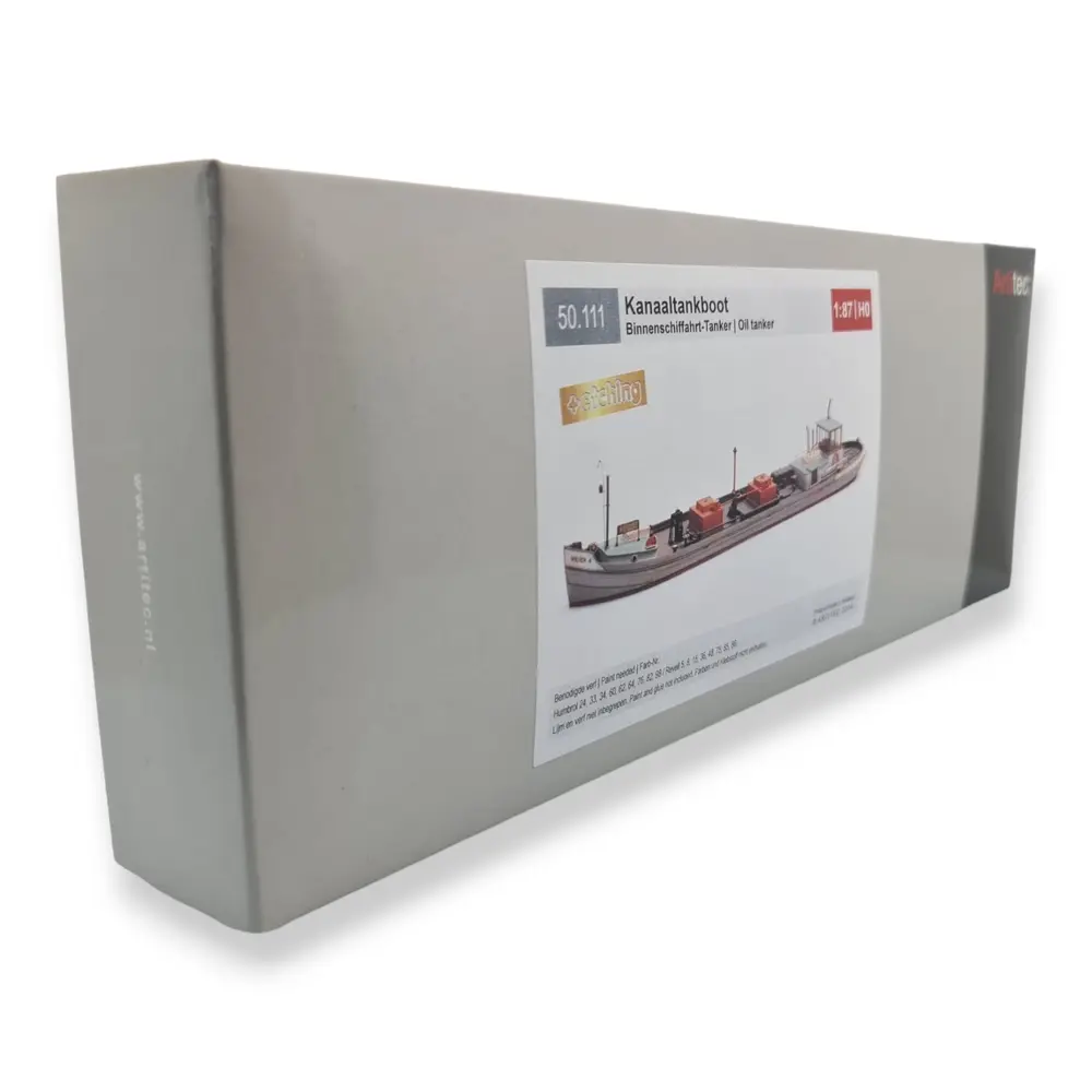 Un navire-citerne fluvial - Artitec 50.111 - HO : 1/87    - 2