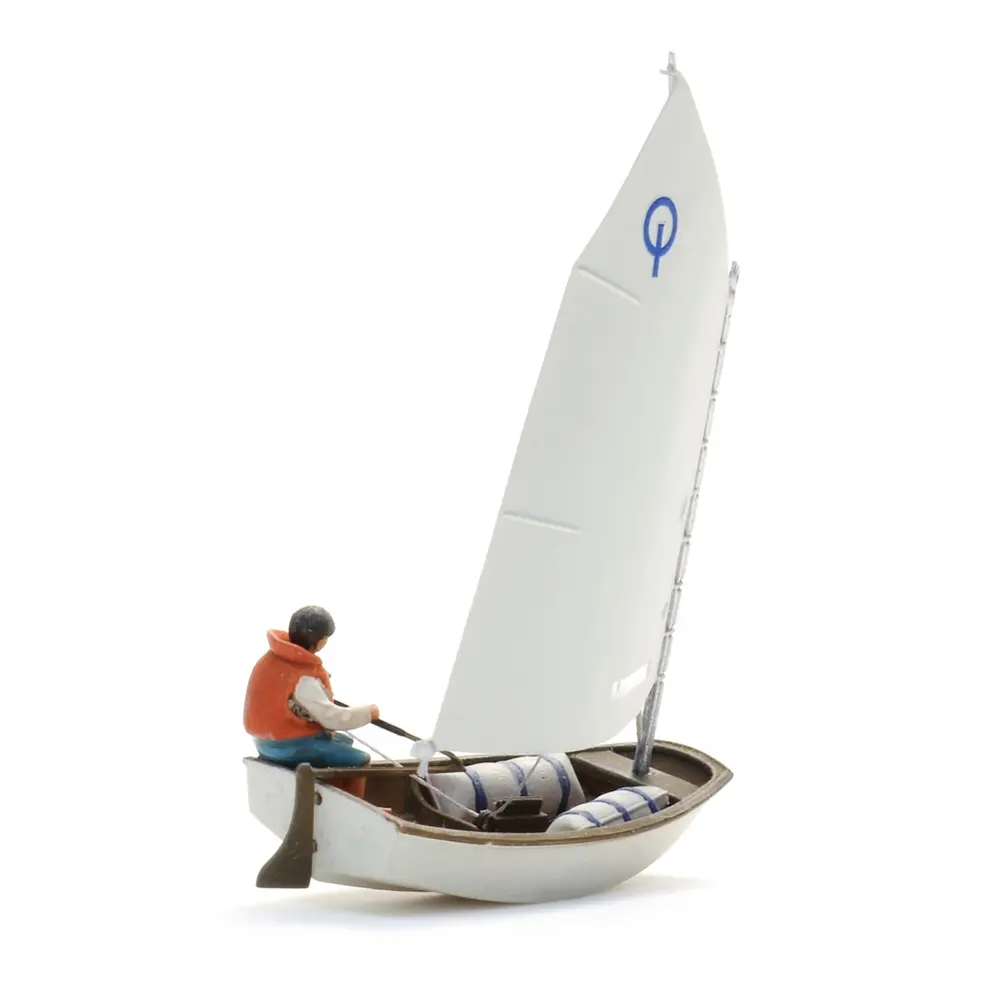 Voilier Optimist avec un personnage - Artitec 50.150 - HO 1/87 - 2