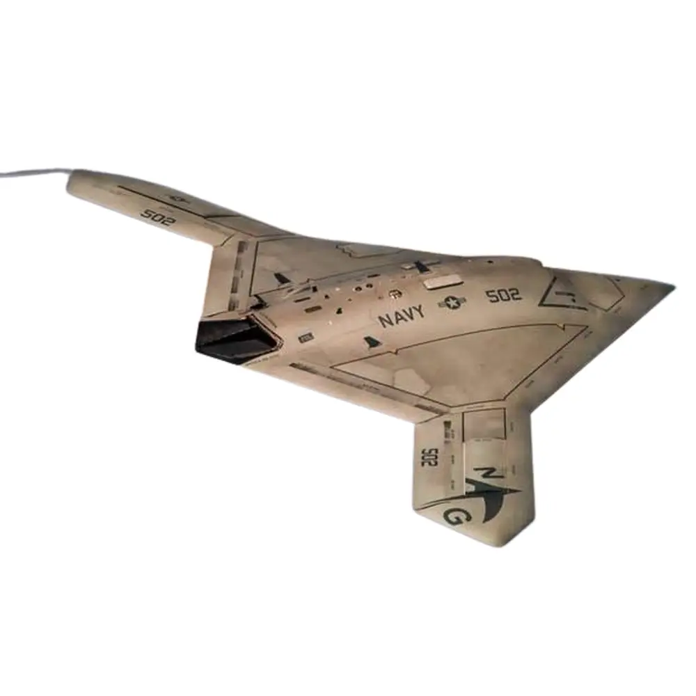 Avion X-47B - ITALERI I1421 - 1/72 - 2011 - 2
