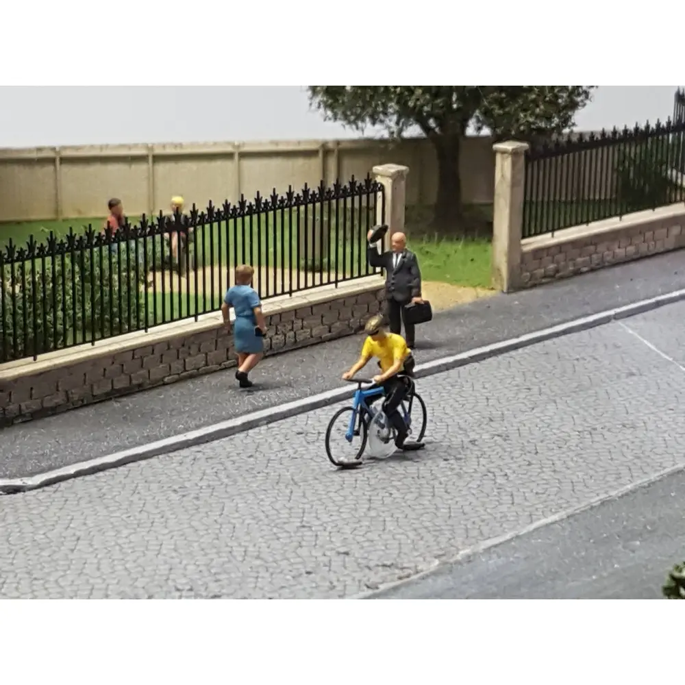 Cycliste homme en VTT Magnorail KKc-2 - HO 1/87 - déjà assemblé - 5