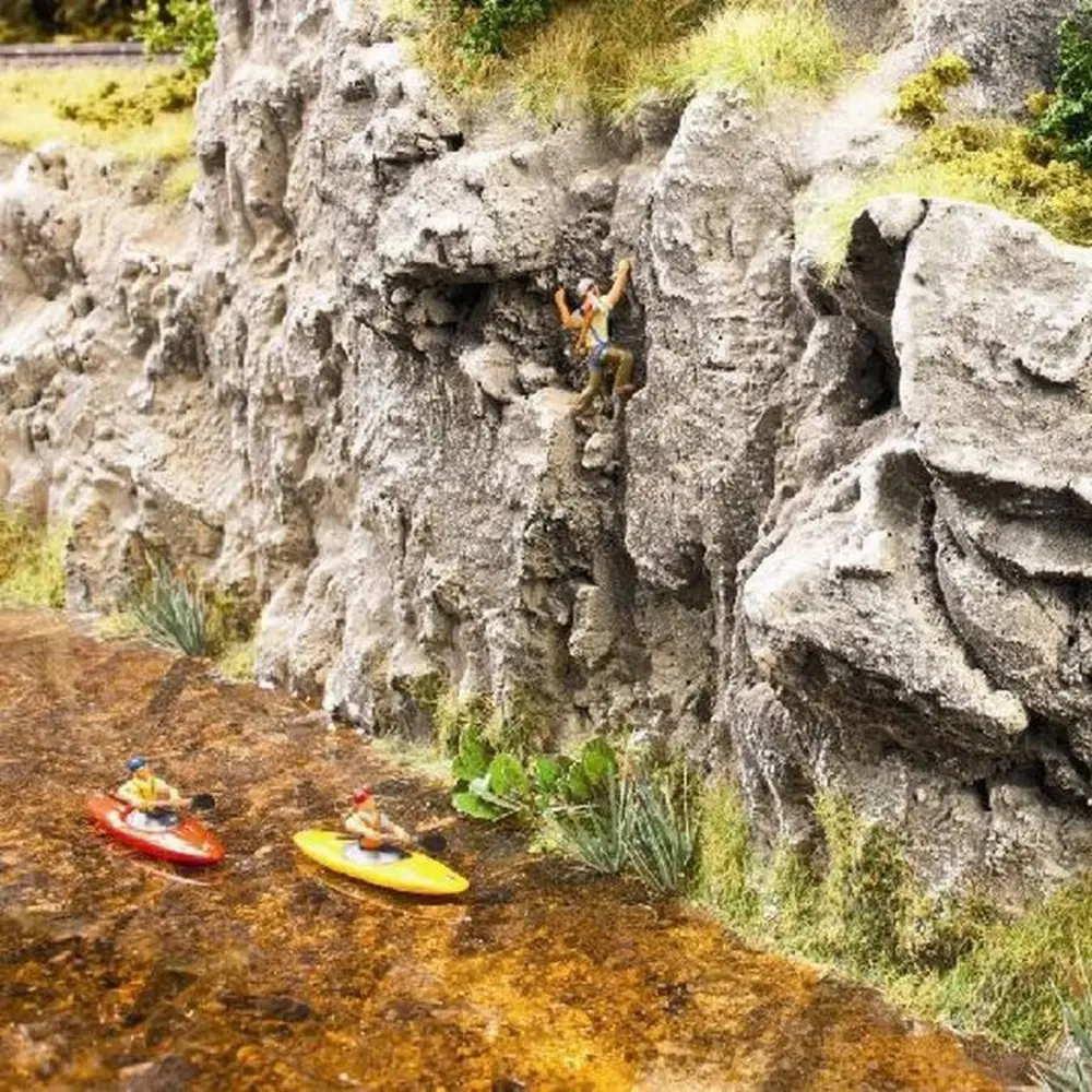 2 kayakistes - lot de 2 couleurs variées NOCH 16809 - HO 1/87 - 2