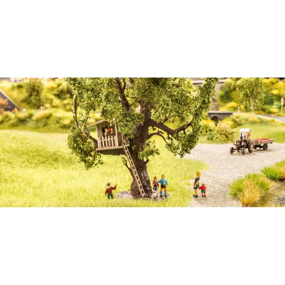 Arbre avec cabane accrochée - NOCH 21765 - HO 1/87 - hauteur 150 mm - 2