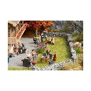 Pack de 5 personnages avec accessoires NOCH 16210 - HO 1/87 - Thème Barbecue - 2