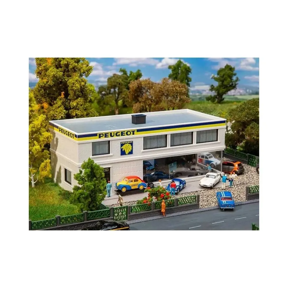 Garage Peugeot avec vitrine MKD 2024 - HO 1/87 - 215 x 80 x 98 mm - 3