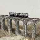 4 wagons à caisse grillagée pour le transport de canne à sucre - Minitrains 5123 - HOe 1/87 - 2R - 5