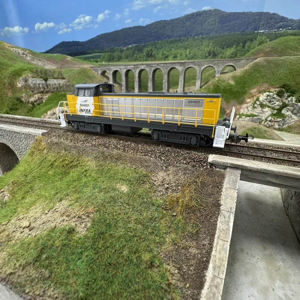 Locomotive diesel BB 64601 Infra - Piko 96182 - HO 1/87 - SNCF - Ep V - Analogique - 2R - 8