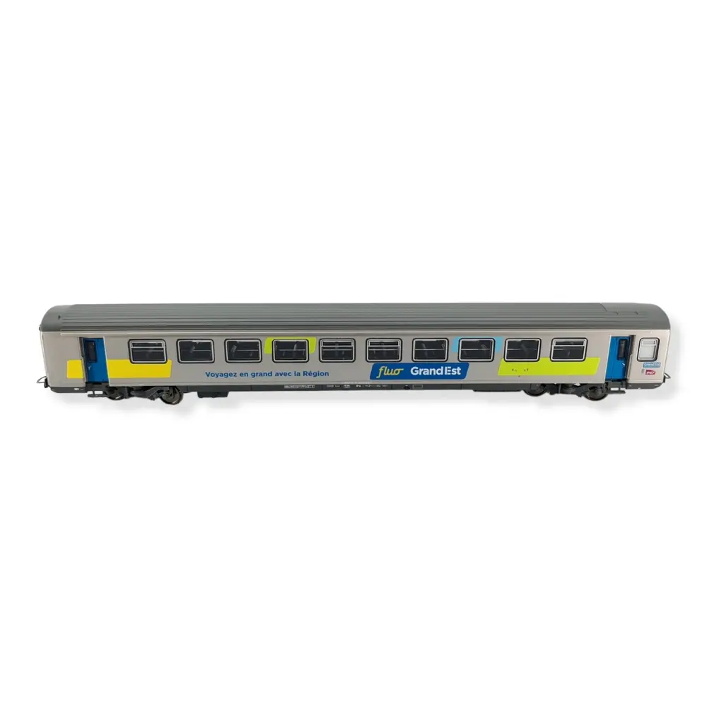Voiture voyageur corail fluo 2ème classe Piko 97118 - SNCF - HO 1/87 - EP VI - 2