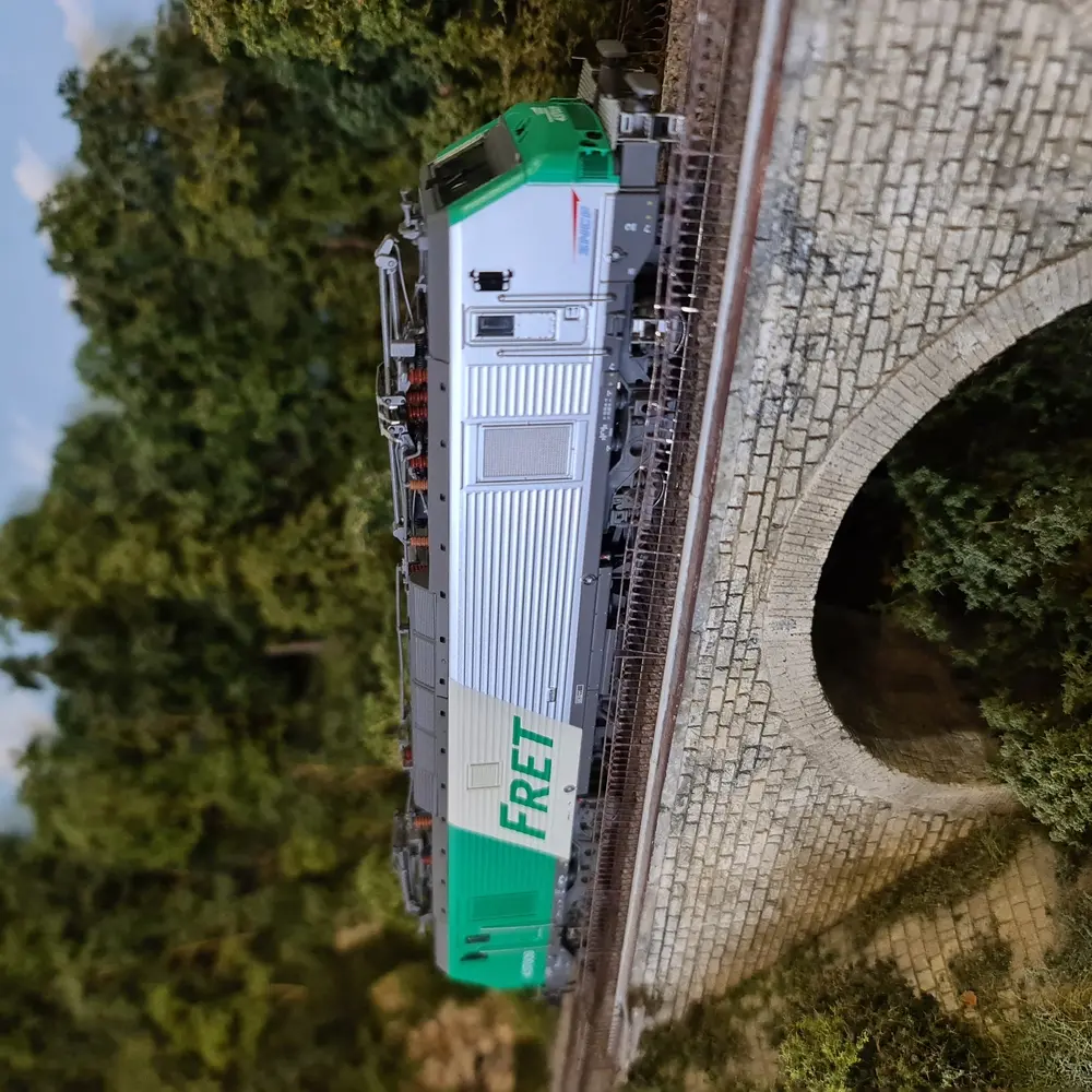 Locomotive Electrique BB37009 - OS.KAR 3703DCCS - HO : 1/87 - SNCF - EP. V - Digital Sound - 2R  - 4