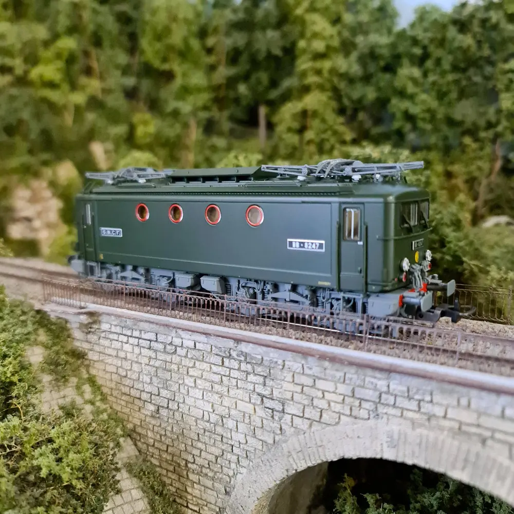 Locomotive électrique BB 8247 - Piko 51919 - HO 1/87 - SNCF - EP IV - Digital sound - 5