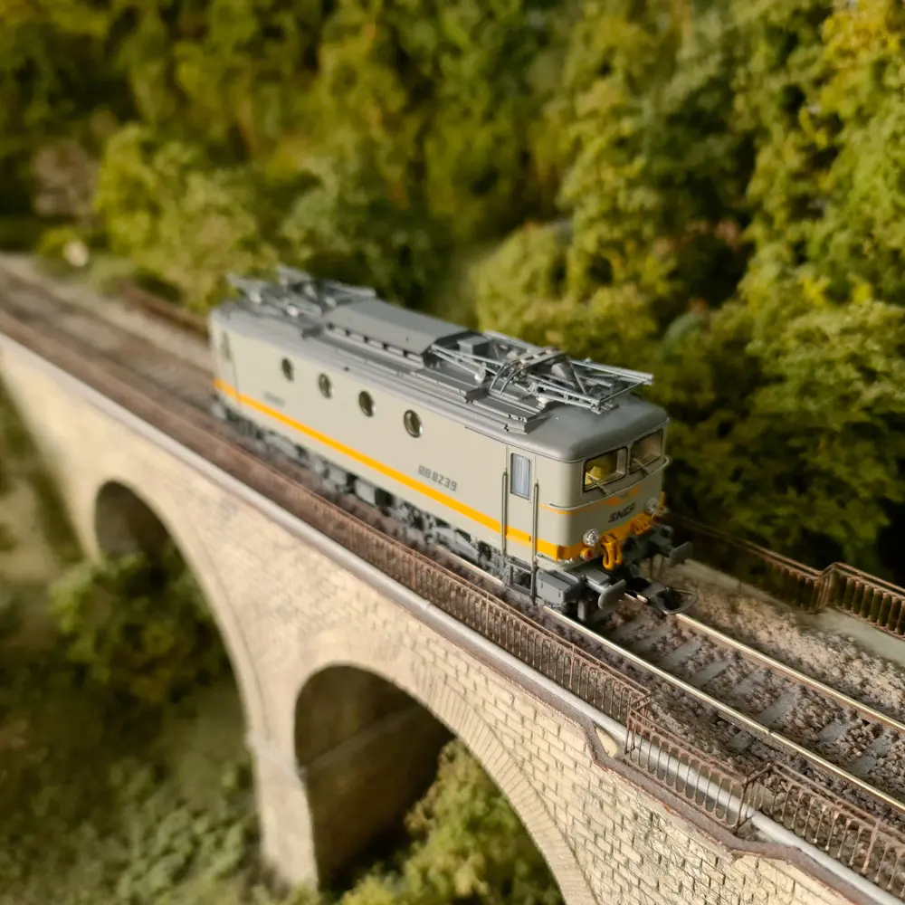 Locomotive électrique BB 8239 - Piko 51376 - HO 1/87 - SNCF - EP IV - Digital Sound - 3