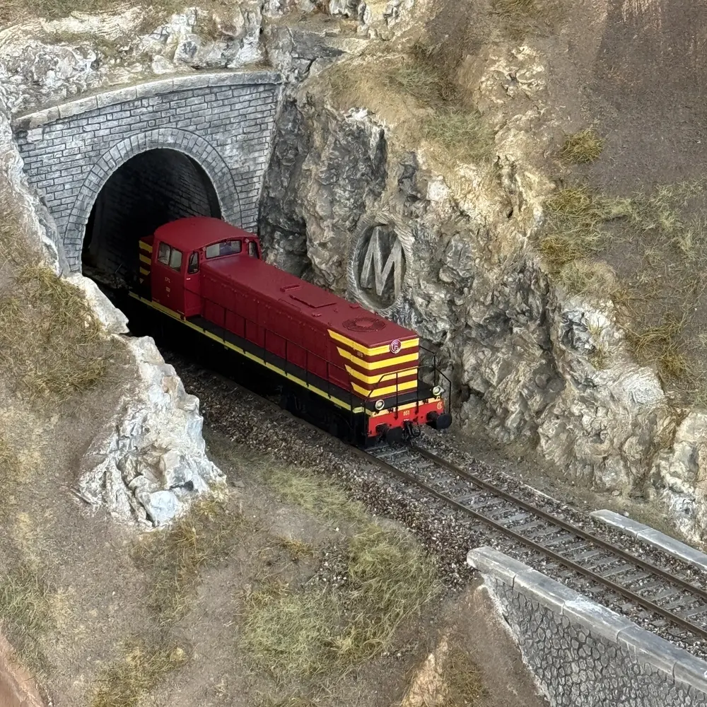 Locomotive diesel 851 - Ree Modèles JM-011 - HO 1/87 - CFL - Ep III - Analogique - 6