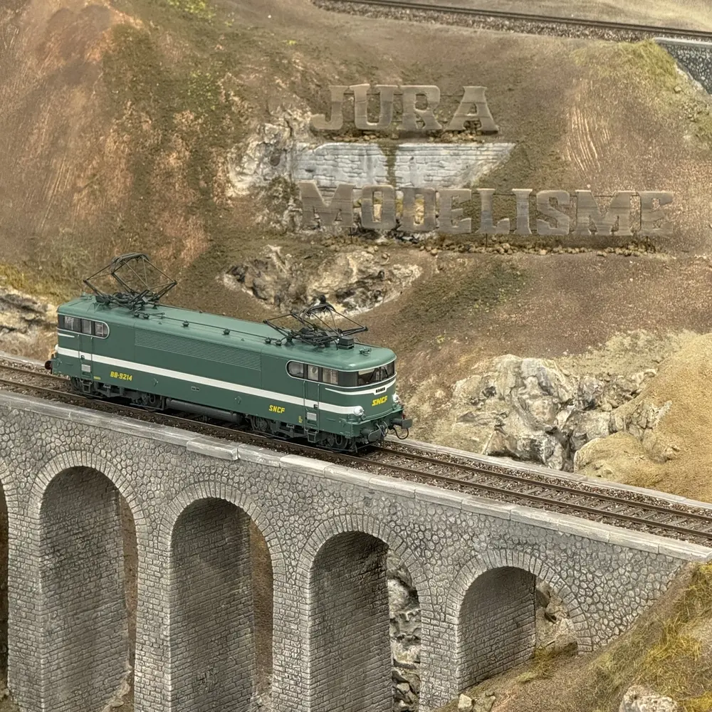 Locomotive électrique BB 9214 - REE Modèles MB084 - HO : 1/87 - SNCF - EP IV - 5