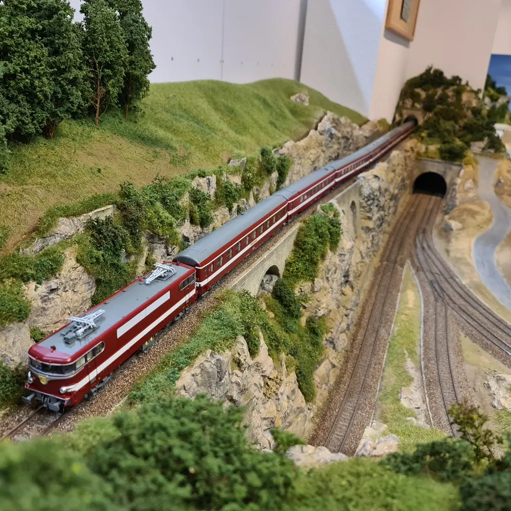 Set Rame Le Capitole REE Modèles CM016DSAC - HO 1/87 - SNCF - 8 Matériels roulant - 7