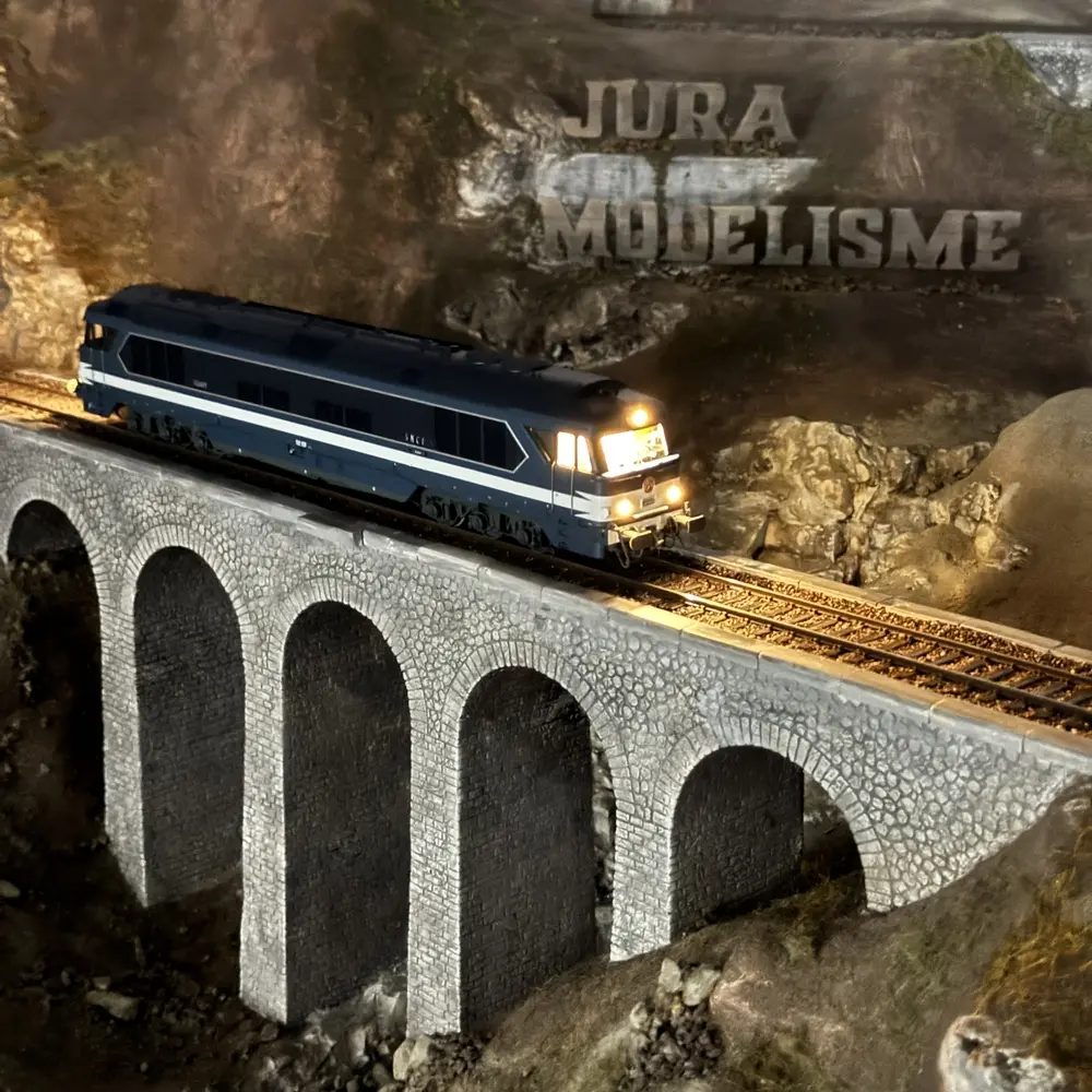 Locomotive diesel CC 70001 - Ree Modèles CC70001SAC - HO 1/87 - SNCF - Ep III - Digital sound fumigène - 3R - 17