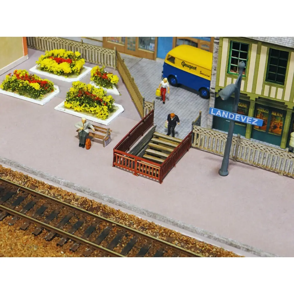 Deux Entrées de Passage Souterrain (rambardes métalliques) - Régions et Compagnies GAR004 - HO 1/87 - 6