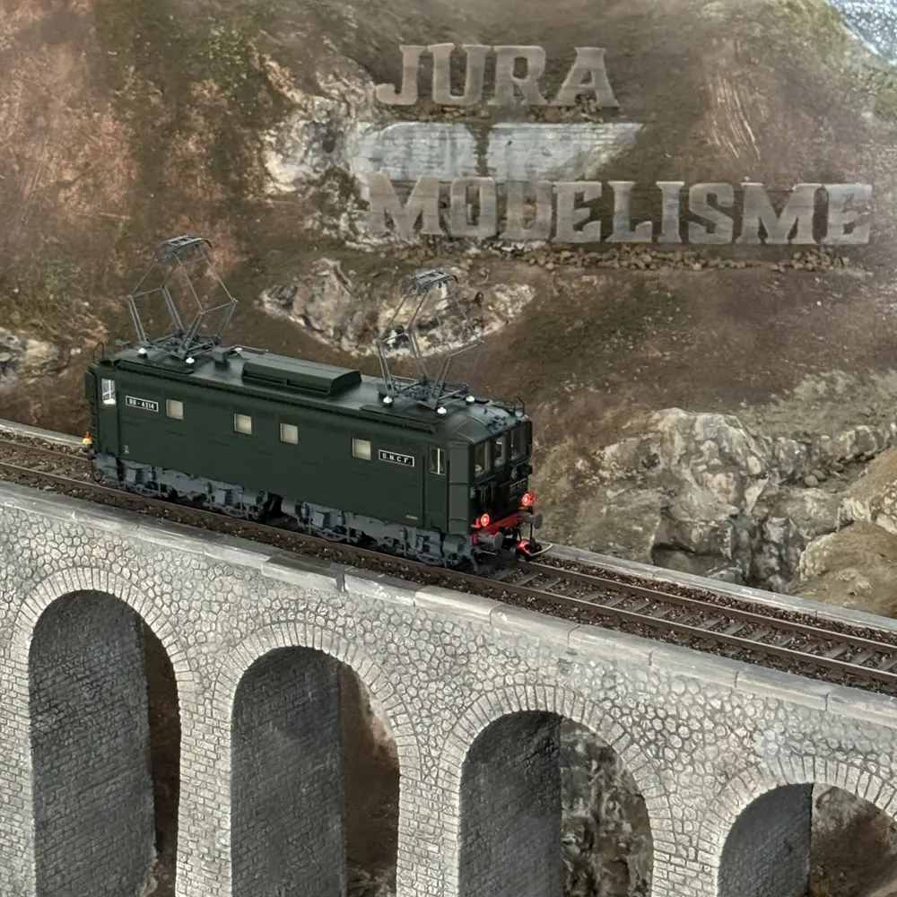 Locomotive électrique BB 4214 Midi - Piko 97422 - HO 1/87 - SNCF - EP IV - Digital Sound - 2R - 7