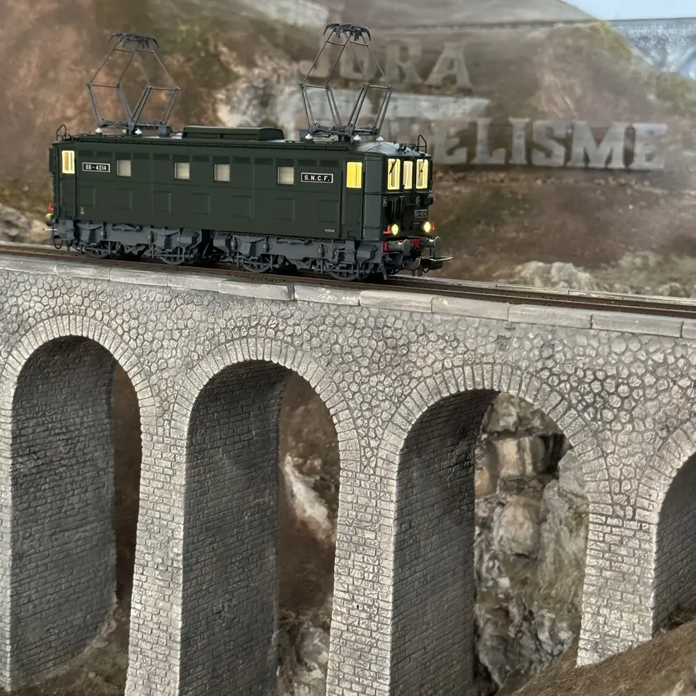 Locomotive électrique BB 4214 Midi - Piko 97422 - HO 1/87 - SNCF - EP IV - Digital Sound - 2R - 9