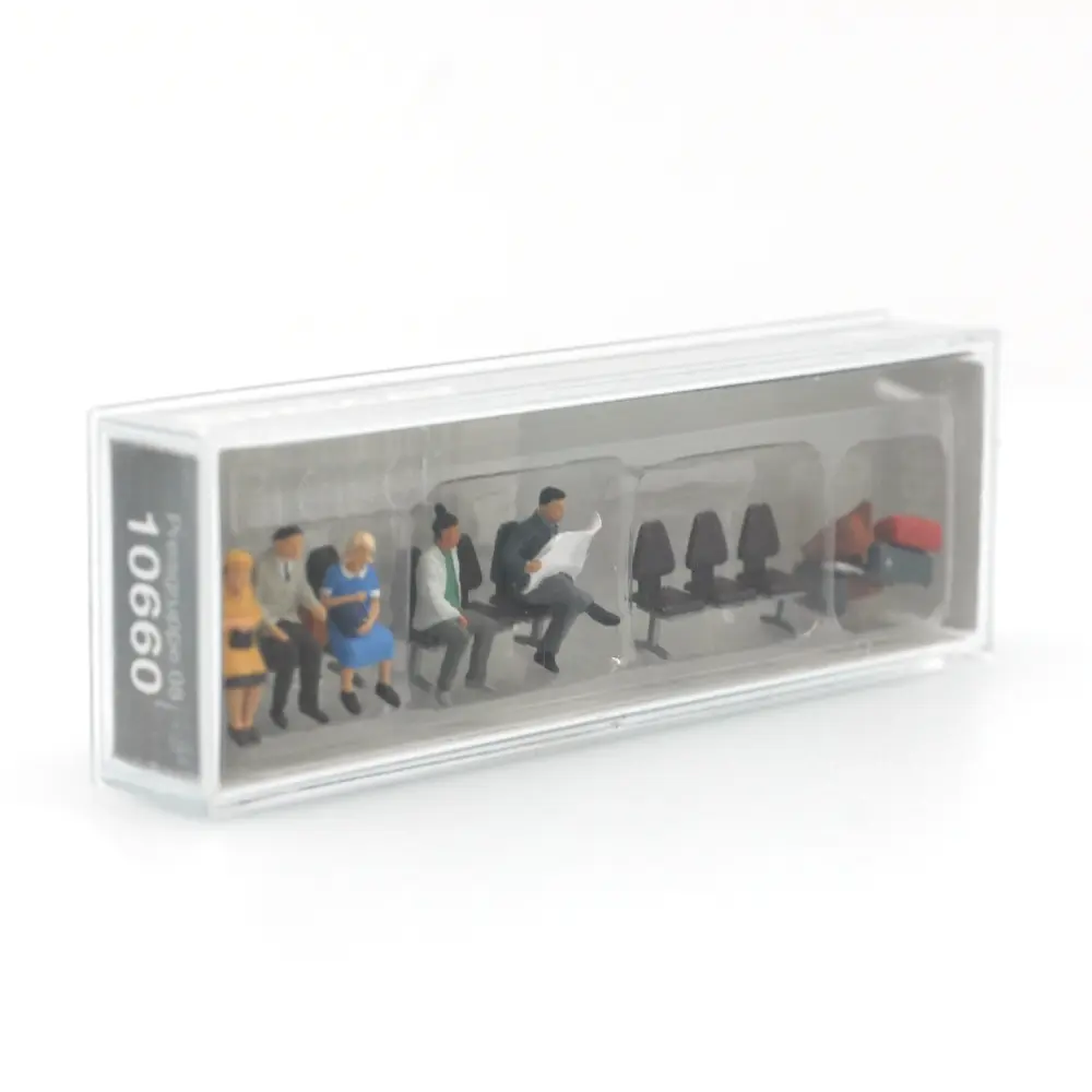 Lot de 5 voyageurs assis sur des sièges avec leurs bagages - PREISER 10660 - HO 1/87 - 2