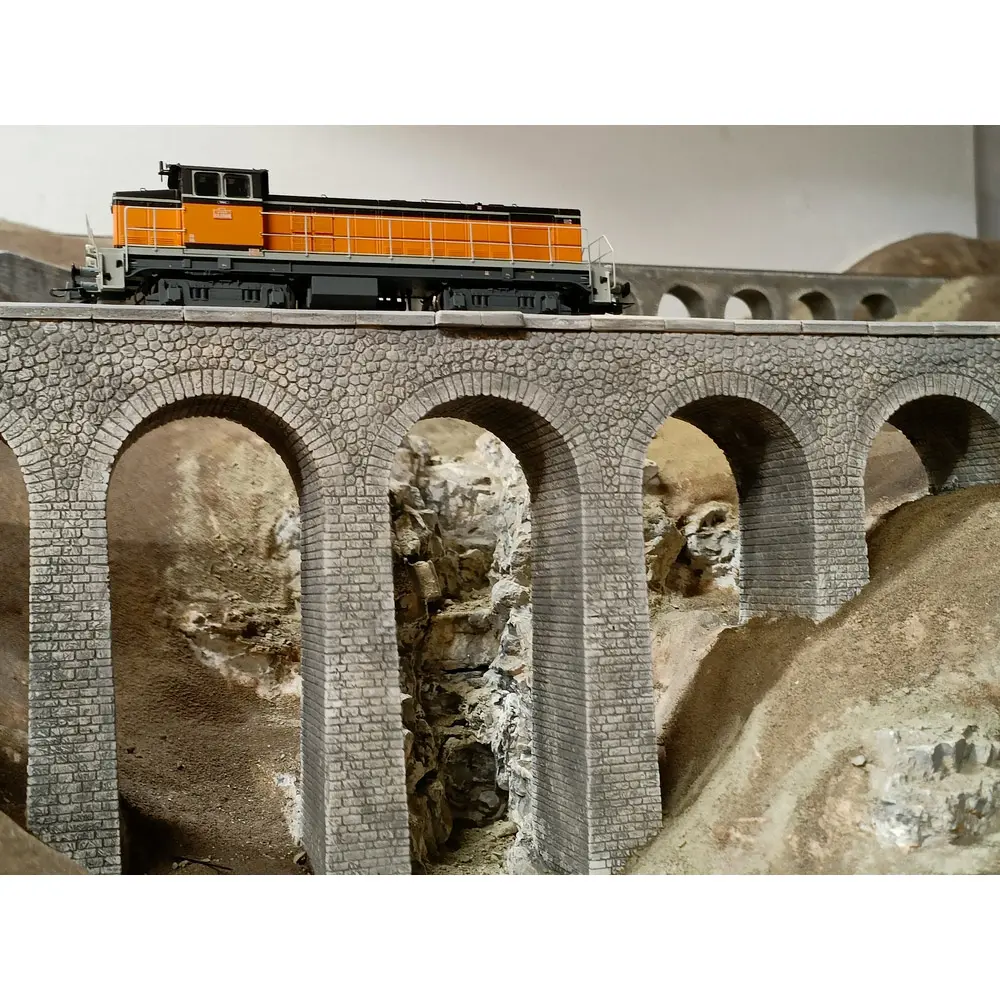 Locomotive Diesel BB63926  Arzens Dépôt Villeneuve - DC sans son R37 HO41112DC SNCF - HO  - 4