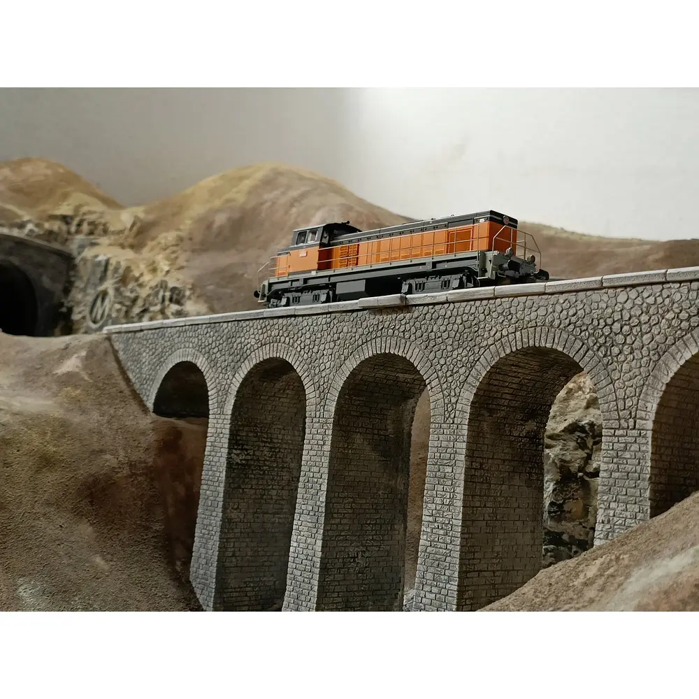 Locomotive Diesel BB63926  Arzens Dépôt Villeneuve - DC sans son R37 HO41112DC SNCF - HO  - 5