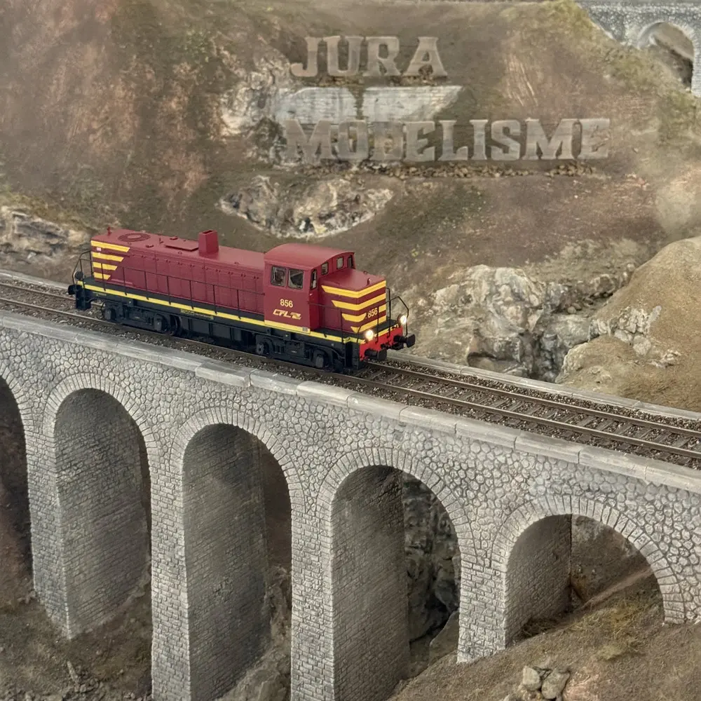 Locomotive Diesel 856 -Soute 5000L- DCC SON REE MODELES JM016S CFL - HO Ep IV-V - 6