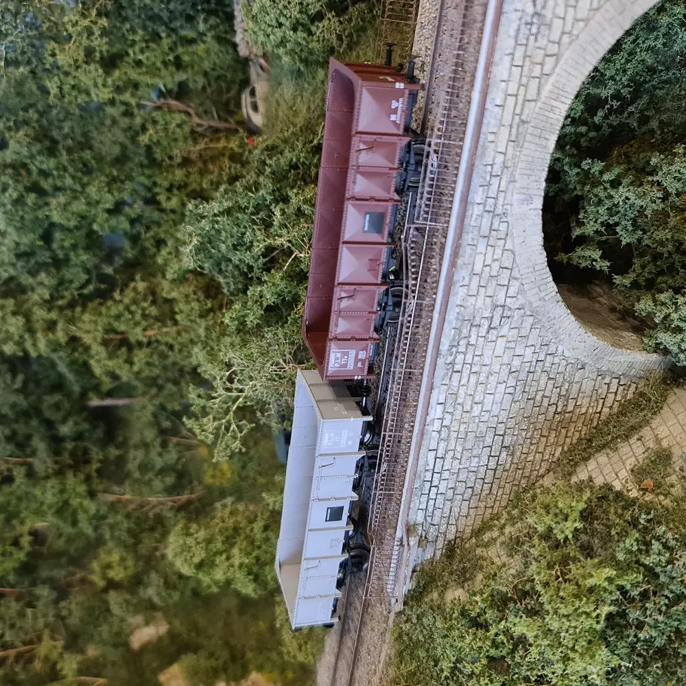 Wagons tombereau 4 portes de la PLM TTw 225553 et TT 225692, REE Modèles WB-817, HO 1/87e - 5