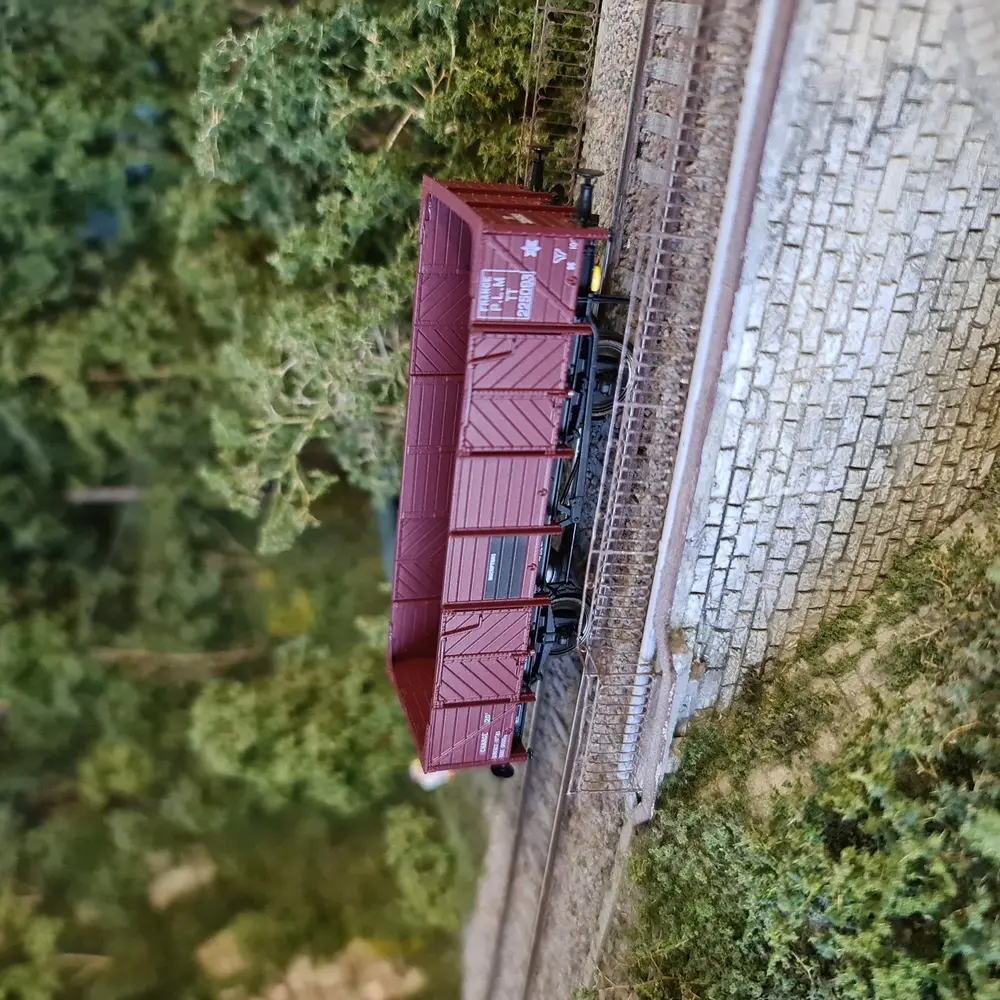 Wagon tombereau 4 portes, REE Modèles WB-813, HO 1/87e - 5