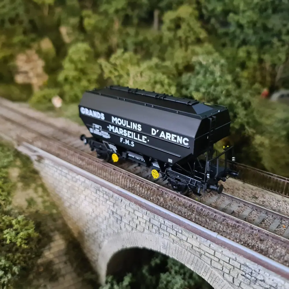 Wagon céréalier Grands Moulins d'Arenc noir - REE MODELES WB726 SNCF HO 1/87 - 5