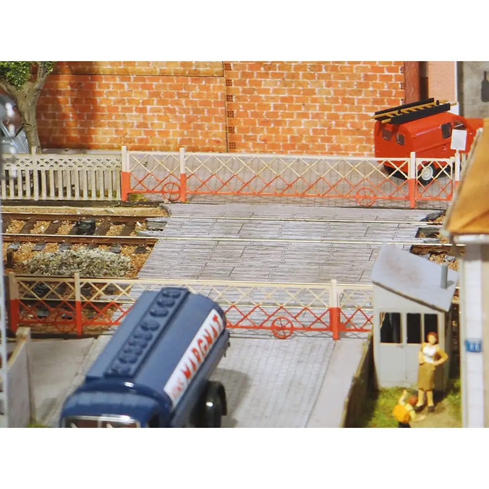 2 Barrières PN Roulantes + 2 Pivotantes - Régions et Compagnies VOI004 - HO 1/87 - 3