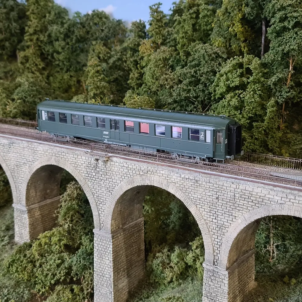 Voiture BACALAN B11 cartouche corail de la SNCF - REE MODELES VB377 - HO 1/87 - Ep. IV - 5