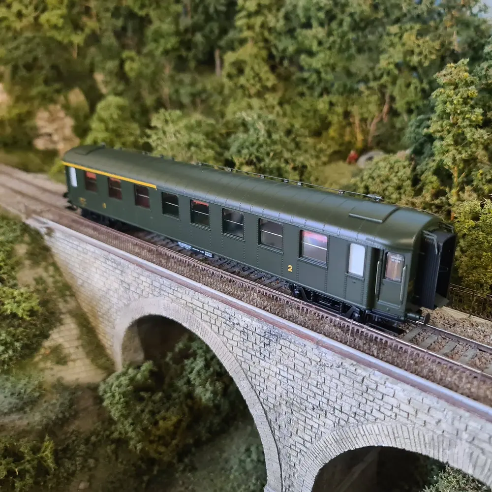 Voiture Voyageur OCEM RA A3B5 ex-midi verte - REE MODELES VB385 - SNCF - HO 1/87 - 5