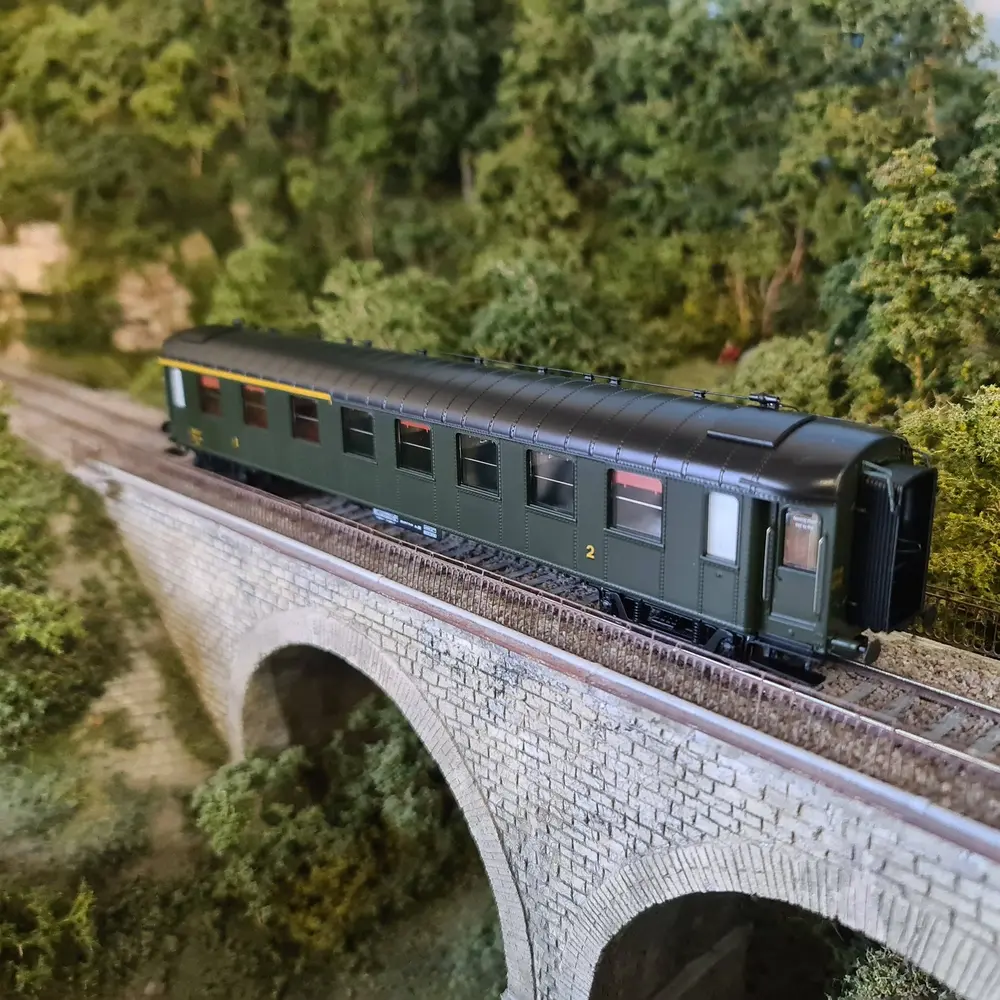 Voiture Ocem RA A3B5 ex-midi - Ree Modèles VB384 - HO 1/87 - SNCF - Ep III - 2R - 5