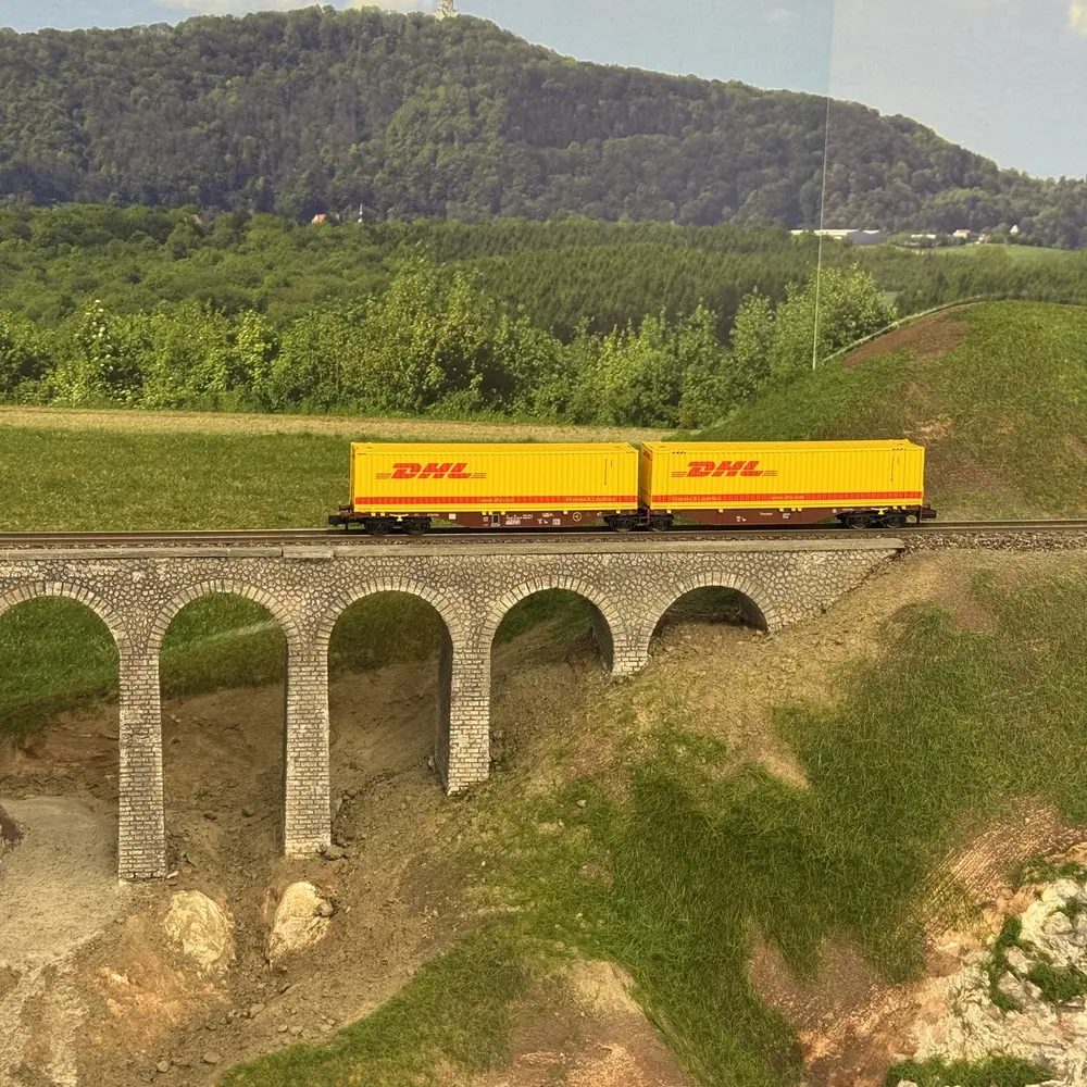 Wagon Sggmrss 90 TOUAX + 2 Conteneurs 45’ DHL - REE MODÈLES NW-236 - N 1/160 - SNCF - VI - 6