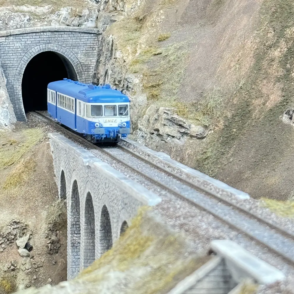 Autorail diesel X-2816 - REE Modèles MB163SAC - HO 1/87 - SNCF - EP IV-V - 16