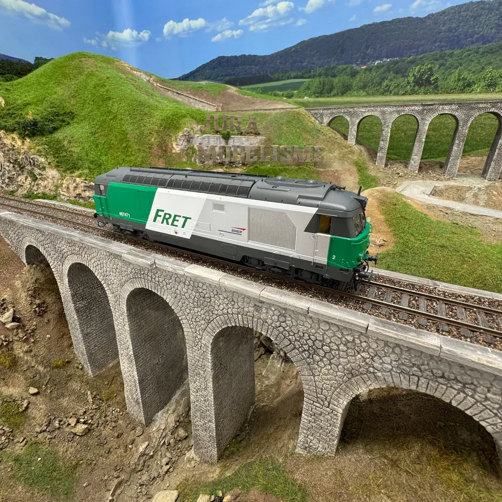 Locomotive diesel BB 67471 Fret - Ree Modèles MB241SAC - HO 1/87 - SNCF - Ep V - Digital sound fumigène - 3R - 5