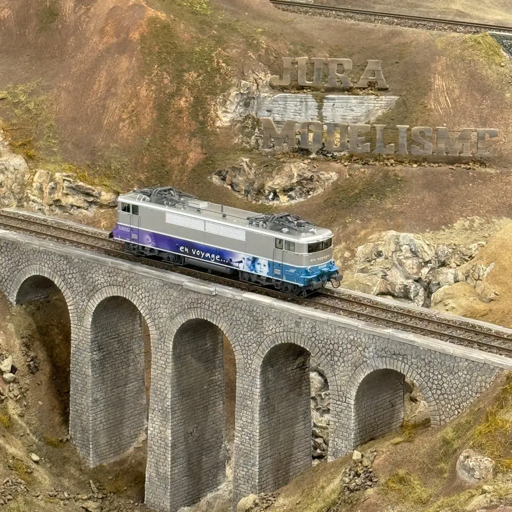 Locomotive électrique BB 9282 - Ree Modèles MB199S - HO 1/87 - SNCF - Ep V-VI - Digital sound - 2R - 4