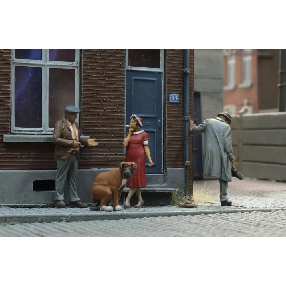 3 figurines, 1 chien, 3 crottes - Artitec 5870104 - HO 1/87 - 5