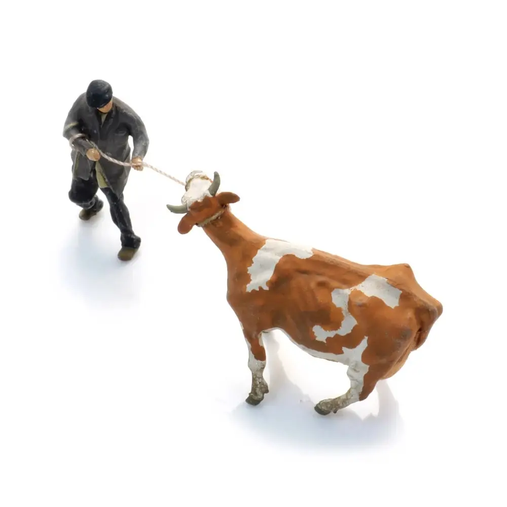 Fermier avec vache obstinée - Artitec 5870031 - HO 1/87 - 6