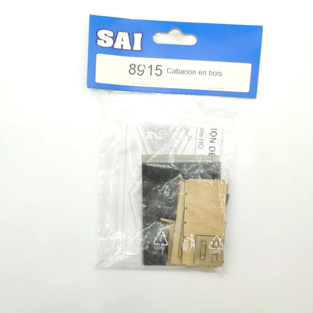 Cabanon en bois marron à monter - Sai 8915 - HO 1/87 - 2