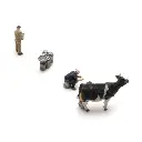 Agriculteurs traitant une vache, prêt à l'emploi - Artitec 5120017 - TT 1/120 - 7