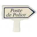 Panneau Michelin d'indication de lieu, vers la droite : Poste de Police - SAI 8443 - HO 1/87 - 2