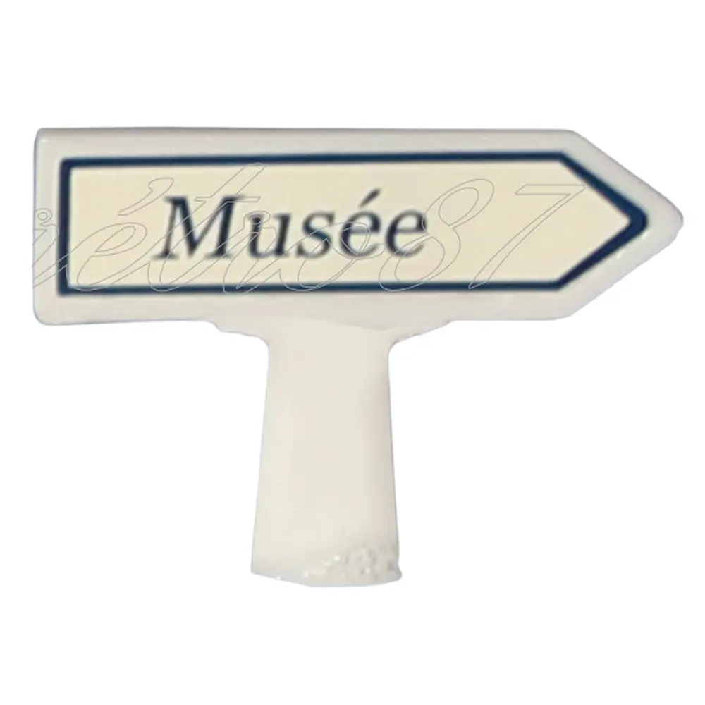 Panneau Michelin d'indication de lieu, vers la droite : Musée - SAI 8439 - HO 1/87 - 2