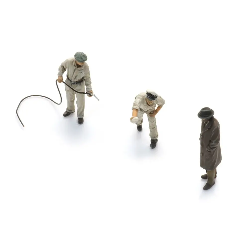 A la station-service - ARTITEC 5870140 - HO 1/87 - 3