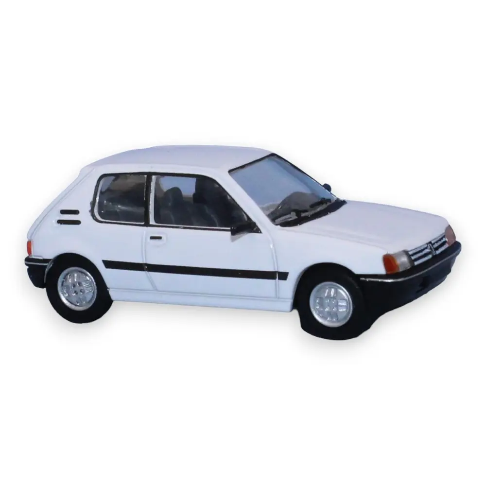 Voiture Peugeot 205 XR - SAI 6302 - HO : 1/87 - blanc banquise - 2