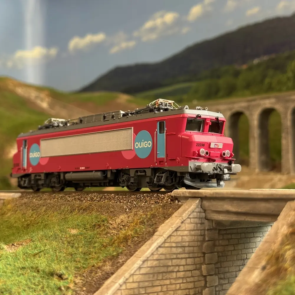 Locomotive électrique BB 22238 Ouigo - Roco 7500013 - SNCF - HO 1/87 - EP. VI - Analogique - 2R - 6