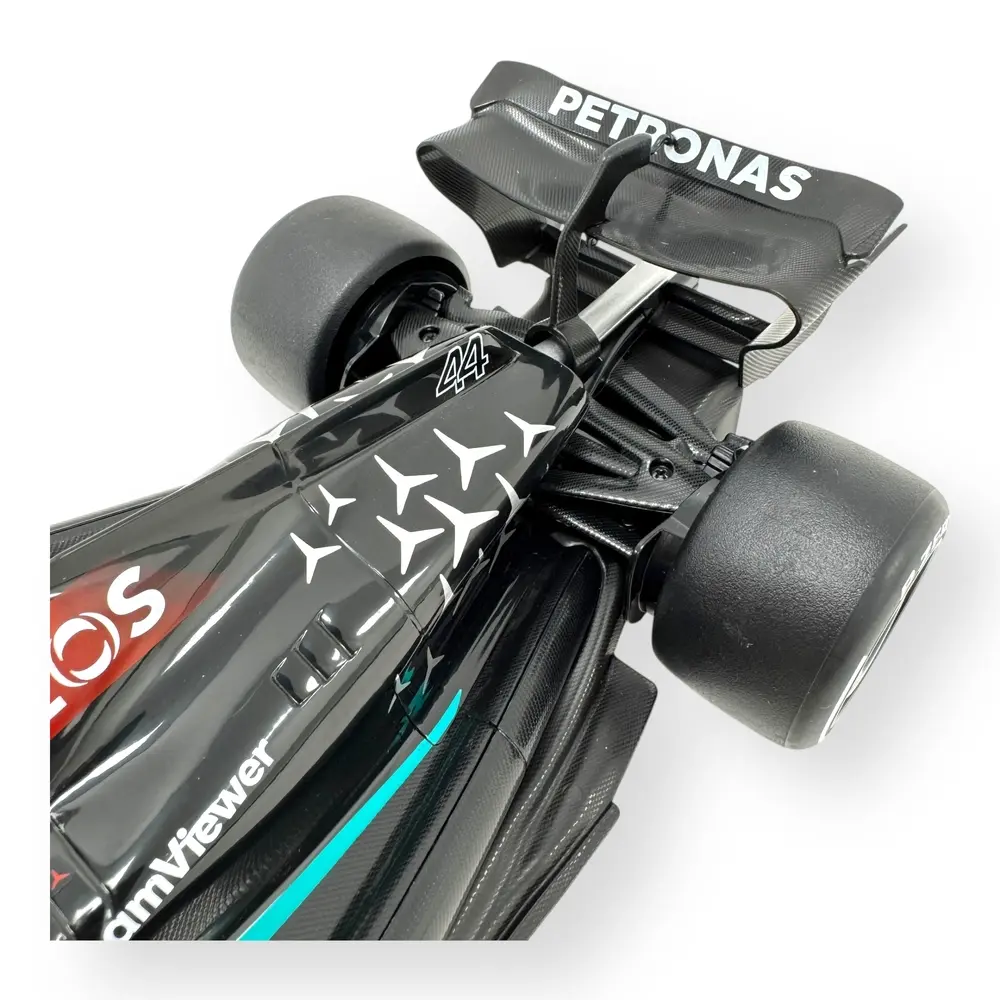 Mercedes AMG Petronas F1 W15 E Performance - Rastar RS10250 - 1/12 - 9
