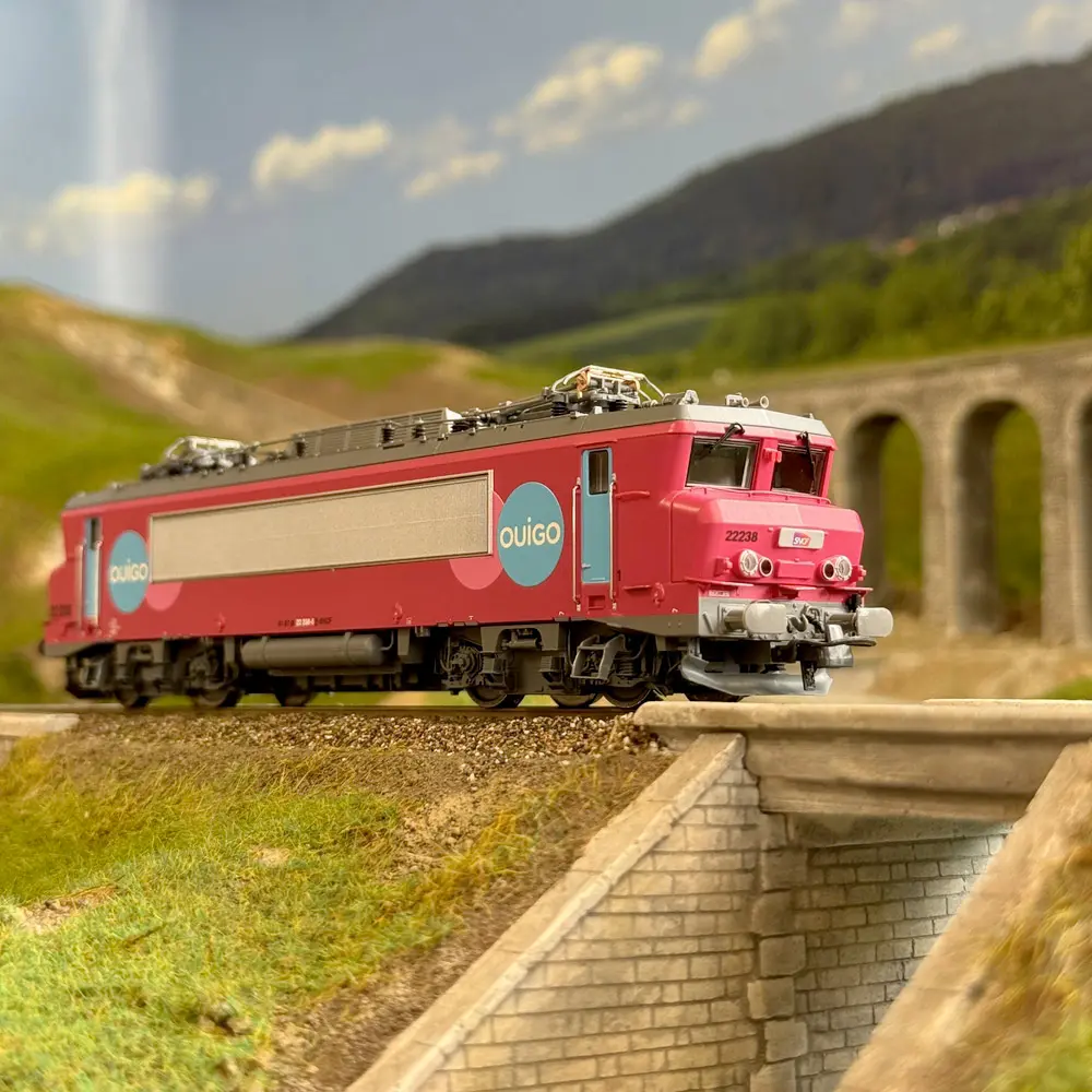 Locomotive électrique BB 22238 Ouigo - Roco 7510013 - SNCF - HO 1/87 - EP. VI - Digital Sound - 2R - 6