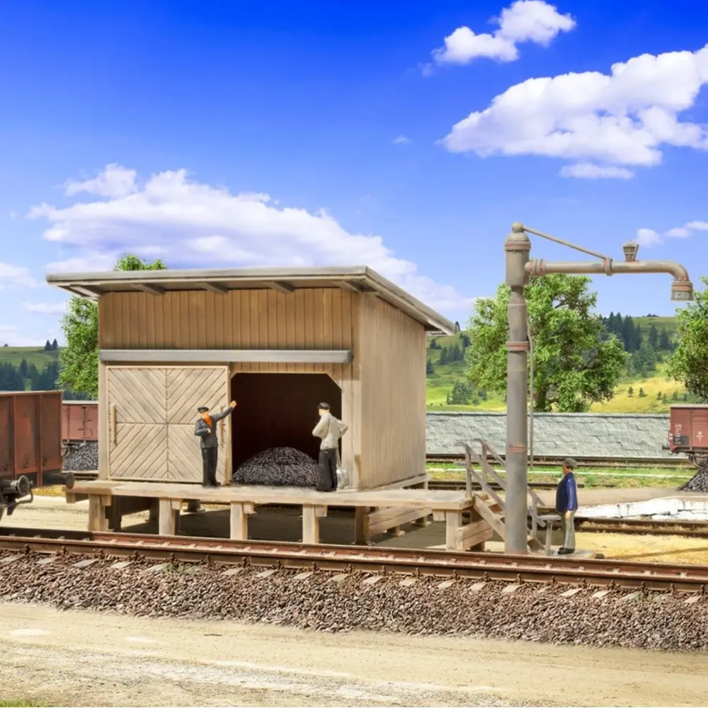 Ravitaillement de charbon avec grue à eau - Vollmer 45779 - HO 1/87 - 3