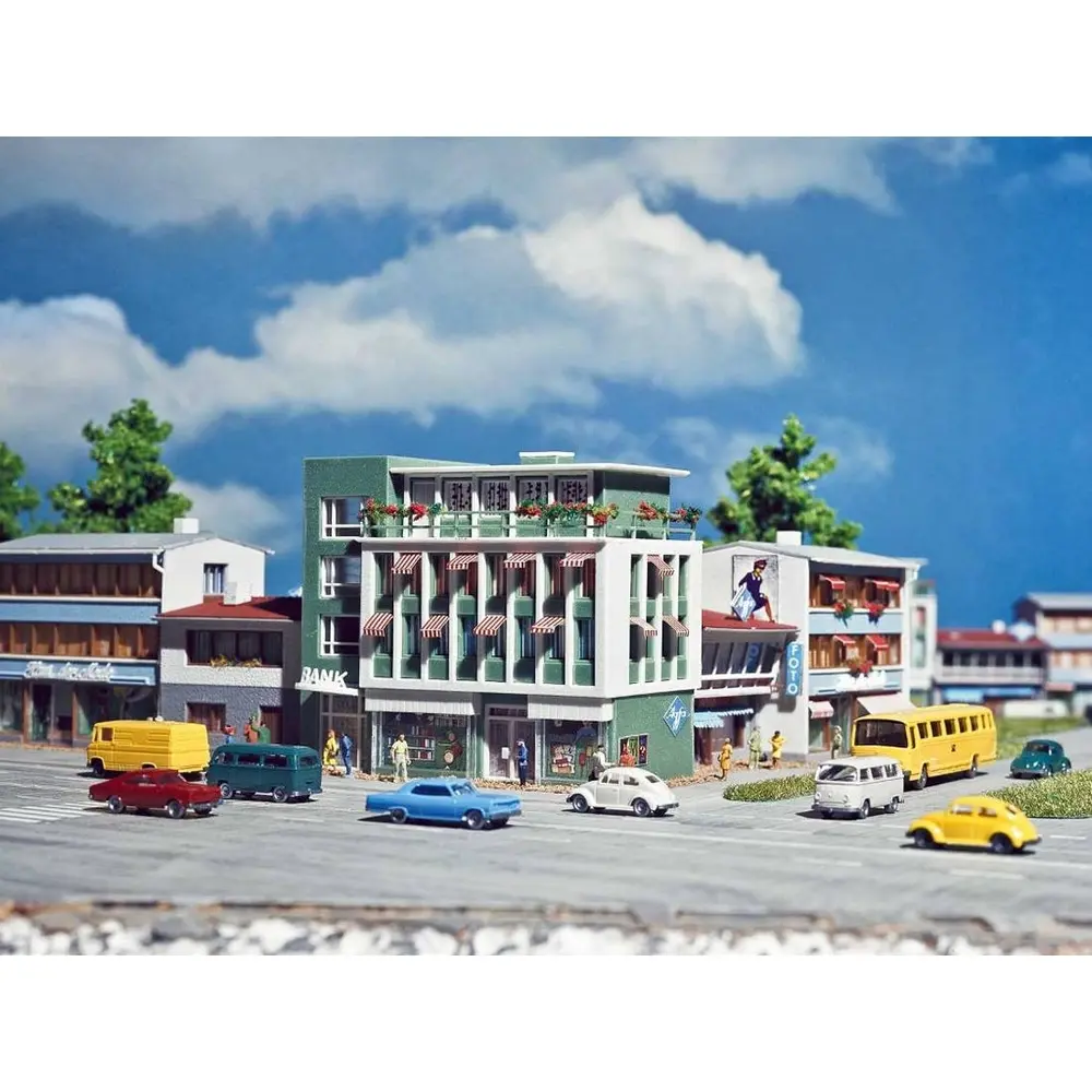 Immeuble de ville avec commerces - N 1/160 - Vollmer 47729 - 2